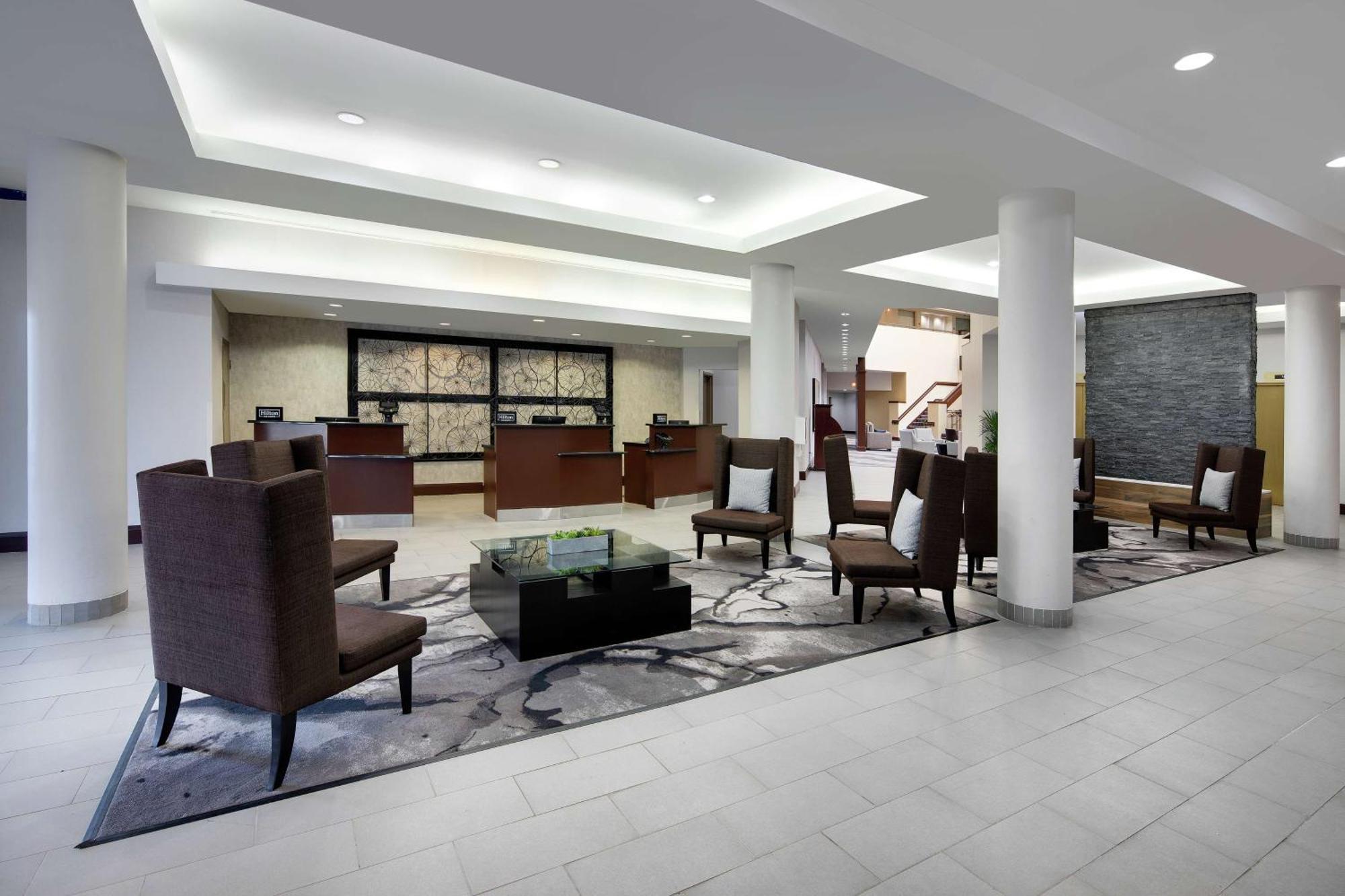 Embassy Suites By Hilton Detroit Troy Auburn Hills Exterior photo